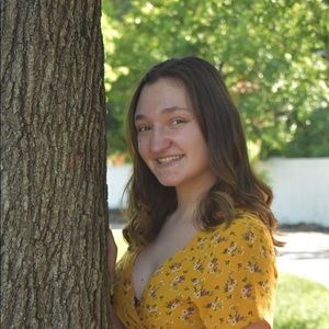 Meet your Posher, Julia